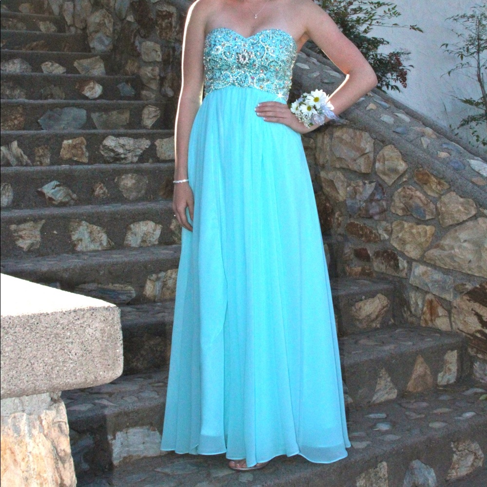 Prom dress